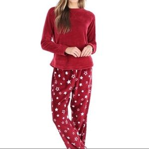 Red Star fleece pajama set from pajamamania